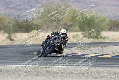 media/Oct-30-2025-Racers Edge (Thu) [[dabbdaf680]]/3-B Group/Session 5 (Turn 6)/